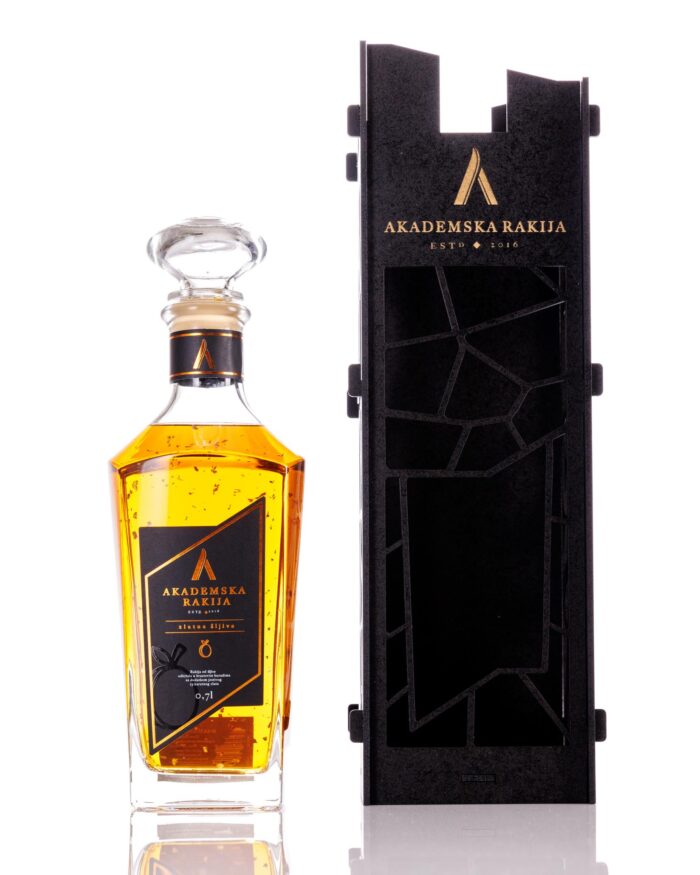 RAKIJA OD SLJIVE-ZLATNA 0,7L AKADEMSKA - Image 1