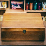 KUTIJA SA POKLOPCEM / PUNO DRVO 40X40